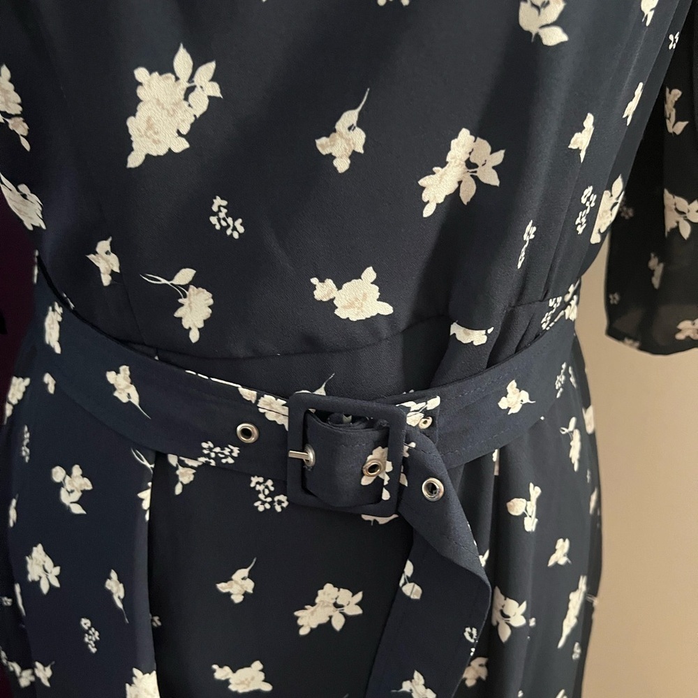 Trixxi Long Sleeve Dress NWT - Picture 3 of 12